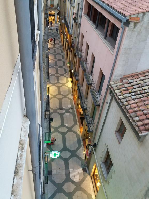 Apoteka * Figueres (Girona)